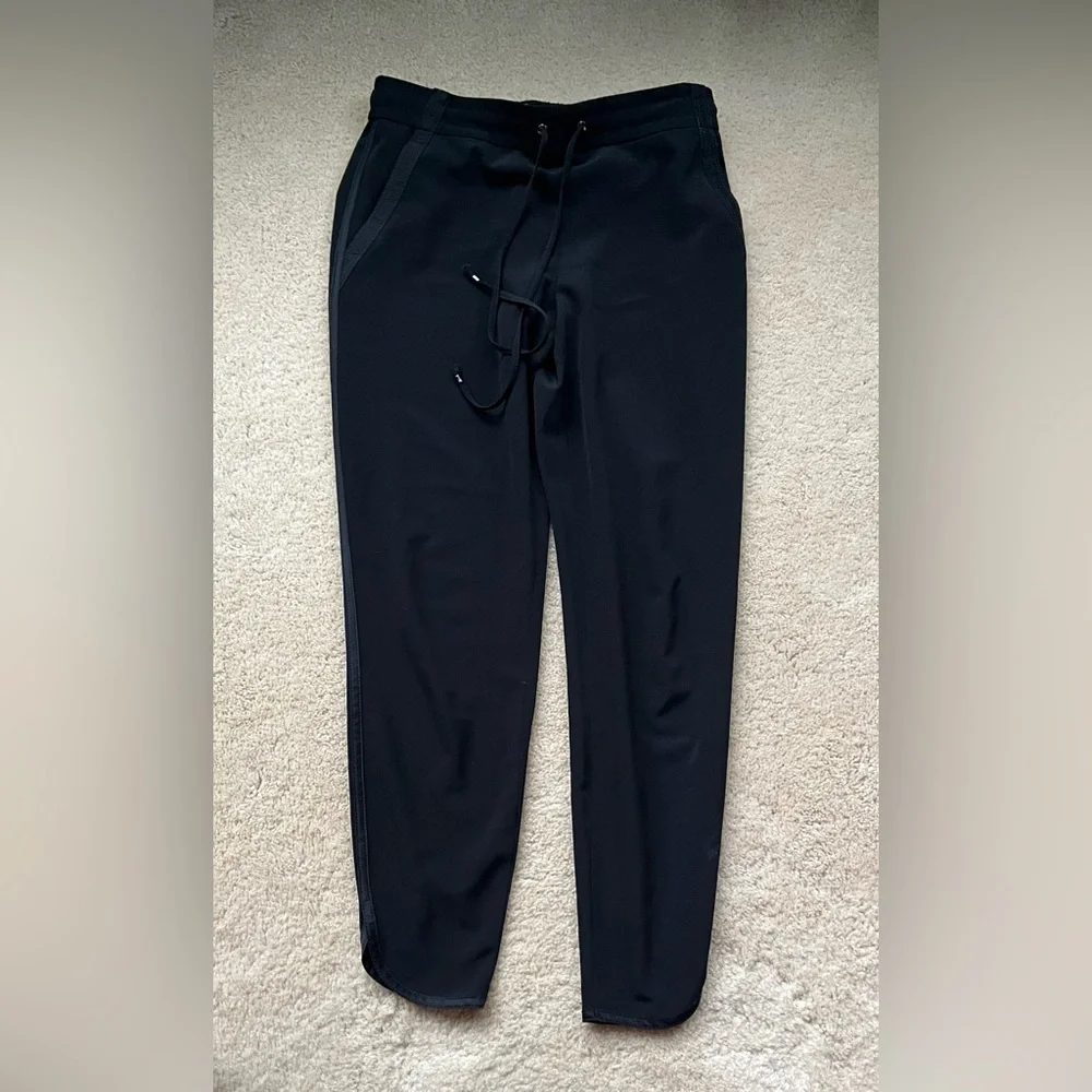 White House Black Market Black Joggers - Size 2 - EUC - Stretch - Picture 1 of 8